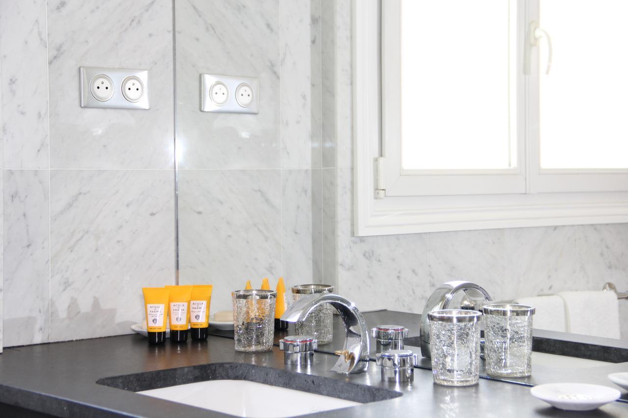 Appartement Champs Elysees ปารีส ภายนอก รูปภาพ